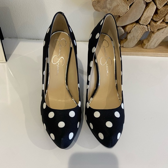 Jessica Simpson Polka Dot Heels Sz 8 - Picture 2 of 3